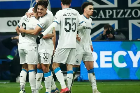 كلوب بروج يجدد تفوقه على أتالانتا ويحجز مقعده في ثمن نهائي دوري الأبطال